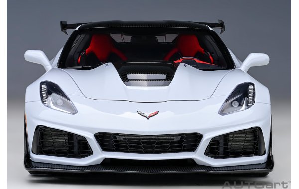 Bild 15 - Chevrolet Corvette C7 ZR1 ceramic matrix grey metallic