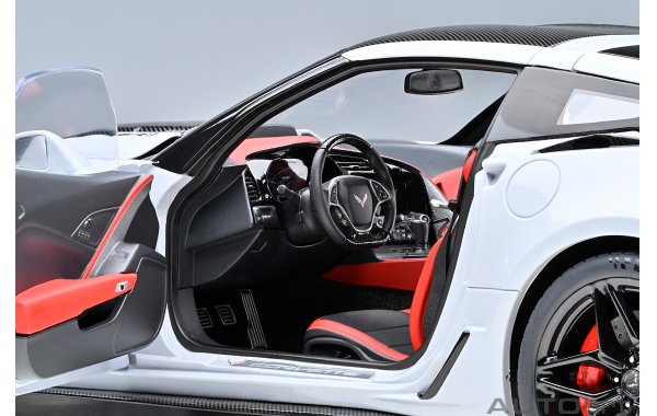 Bild 19 - Chevrolet Corvette C7 ZR1 ceramic matrix grey metallic