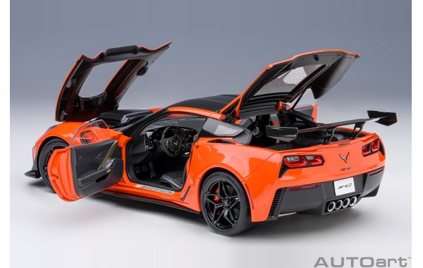 Bild 7 - Chevrolet Corvette C7 ZR1 sebring orange