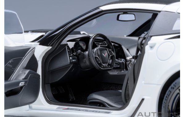 Bild 19 - Chevrolet Corvette C7 ZR1 2019 gloss black