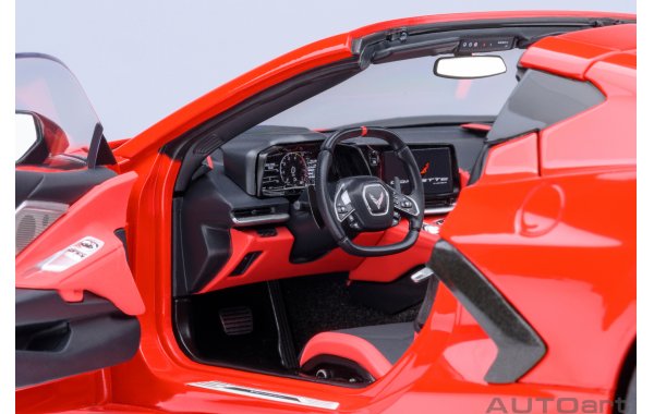 Bild 3 - Chevrolet Corvette C8 Stingray Z51 torch rede