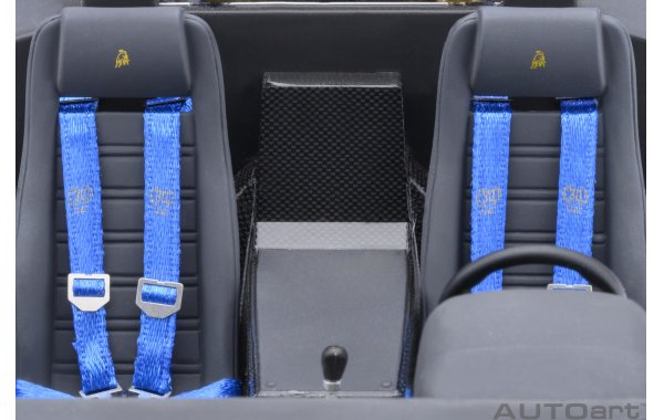 Bild 7 - Lamborghini Diablo SE30 Jota superfly yellow