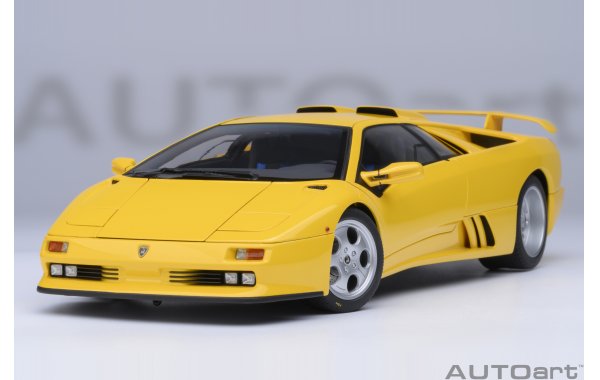 Bild 12 - Lamborghini Diablo SE30 Jota superfly yellow