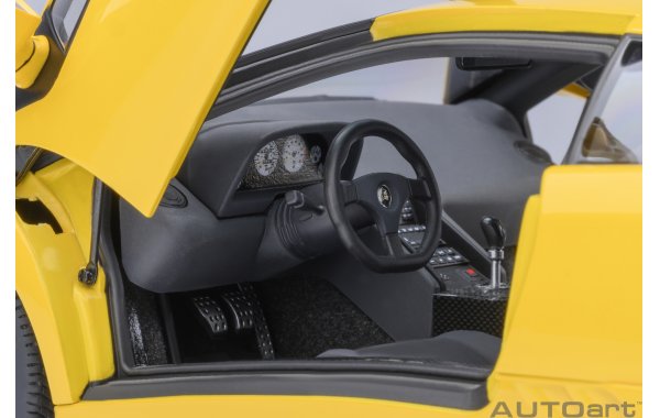 Bild 22 - Lamborghini Diablo SE30 Jota superfly yellow