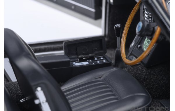 Bild 3 - Aston Martin DB5 Goldfinger