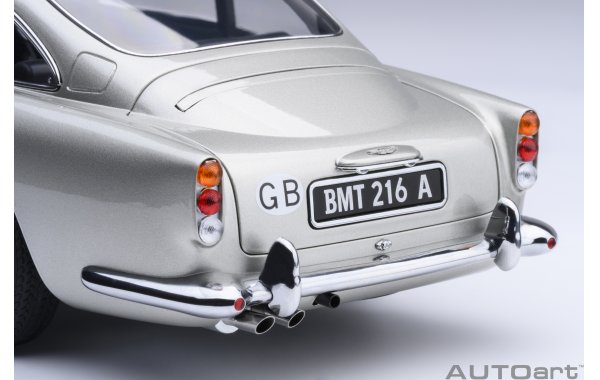 Bild 10 - Aston Martin DB5 Goldfinger