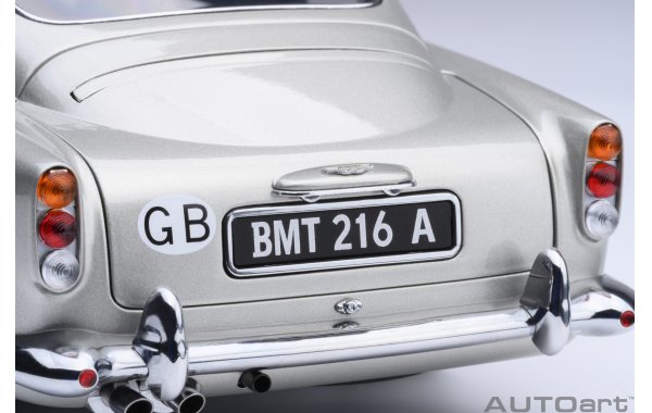 Bild 11 - Aston Martin DB5 Goldfinger