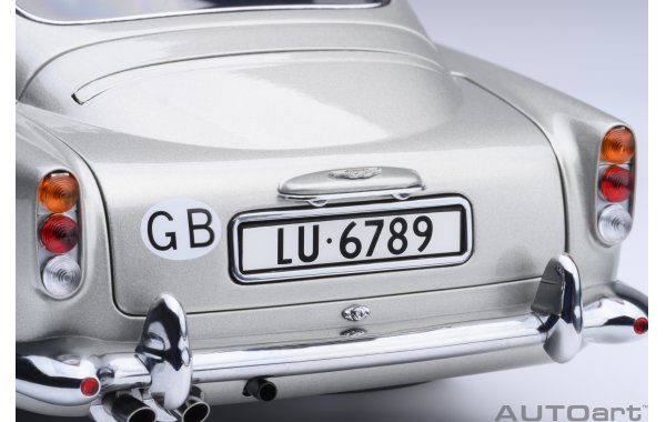 Bild 12 - Aston Martin DB5 Goldfinger