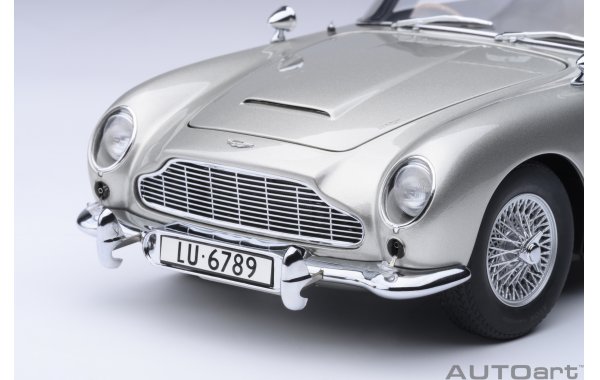 Bild 13 - Aston Martin DB5 Goldfinger