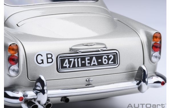 Bild 14 - Aston Martin DB5 Goldfinger