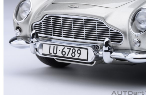 Bild 15 - Aston Martin DB5 Goldfinger