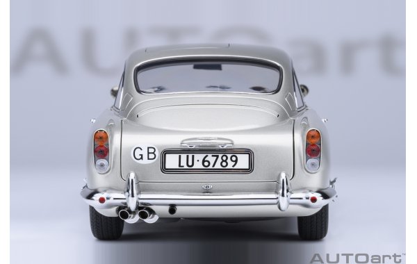 Bild 25 - Aston Martin DB5 Goldfinger
