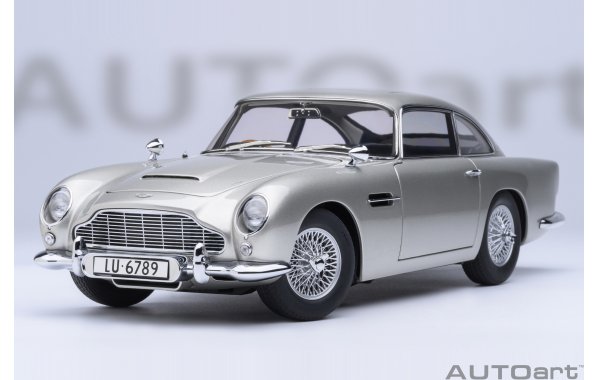Bild 33 - Aston Martin DB5 Goldfinger