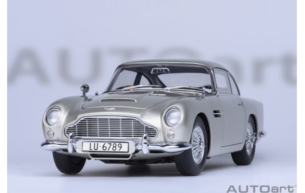 Bild 34 - Aston Martin DB5 Goldfinger