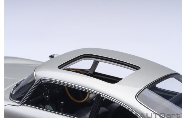 Bild 38 - Aston Martin DB5 Goldfinger