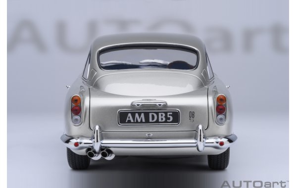 Bild 17 - Aston Martin DB5 1964 birch silver