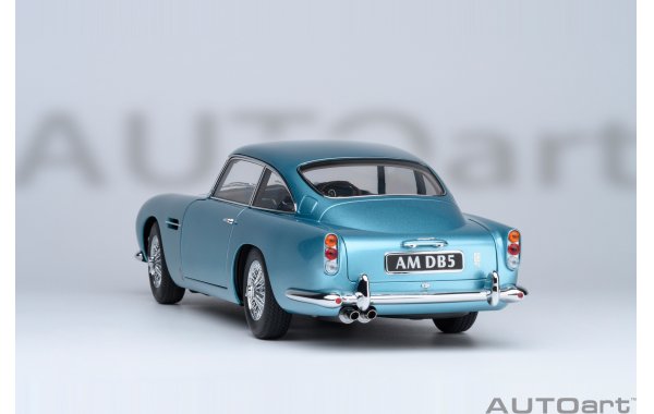 Bild 8 - Aston Martin DB5 1964 caribbean peal blue