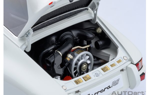 Bild 6 - Porsche 911 RS 2.7 grand prix white red stripes