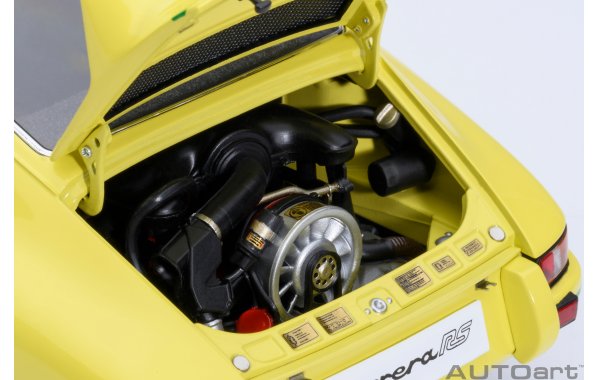 Bild 6 - Porsche 911 RS 2.7 light yellow green stripes