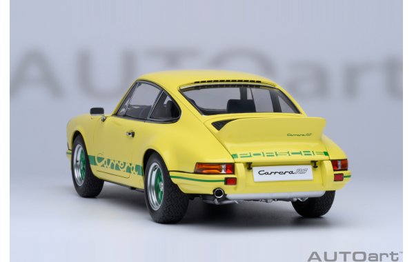 Bild 15 - Porsche 911 RS 2.7 light yellow green stripes