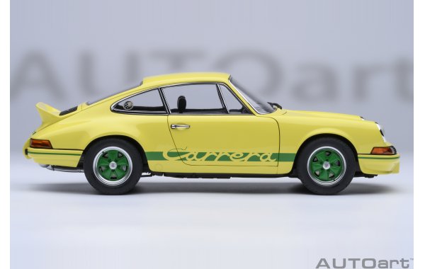 Bild 17 - Porsche 911 RS 2.7 light yellow green stripes