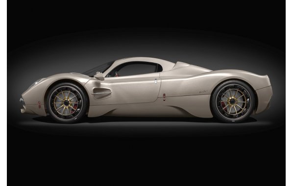 Bild 2 - Pagani Utopia Pocher 1:8 Bausatz