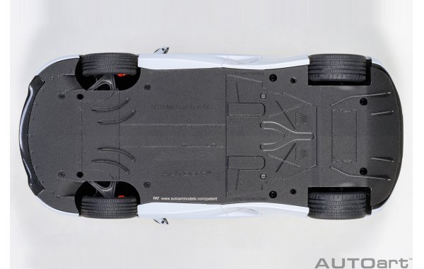 Bild 14 - McLaren 720S 2017 silicia white