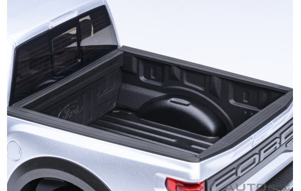 Bild 5 - Ford F-150 Raptor Supercrew 2019 ruby red