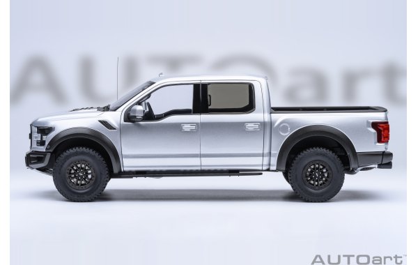 Bild 13 - Ford F-150 Raptor Supercrew 2019 ruby red
