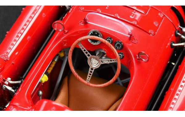 Bild 9 - Lancia D50 1955 Pau GP Startnummer 10 Eugenio Castellotti