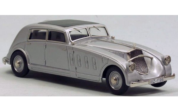 Bild 1 - Maybach DS8 Zeppelin Stromlinie