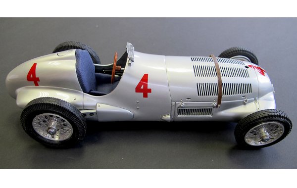 Bild 1 - Mercedes-Benz W125 GP Donington 1937 Dick Seaman