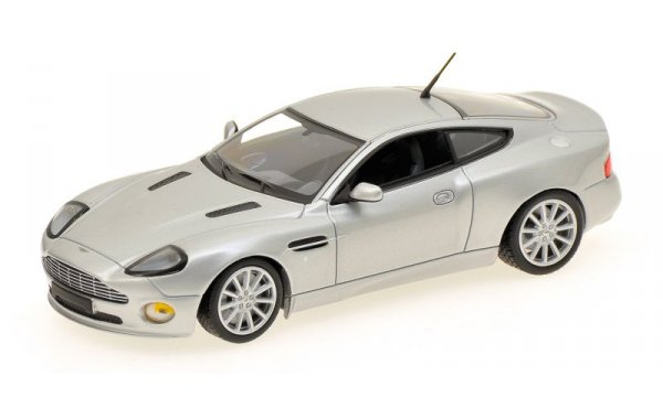 Bild 1 - Aston Martin Vanquish S 2004