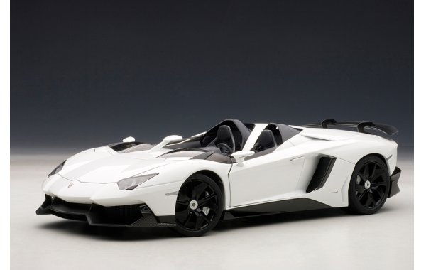 Bild 1 - Lamborghini Aventador J 2012