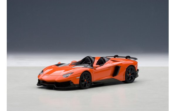 Bild 1 - Lamborghini Aventador J 2012 arancio argos