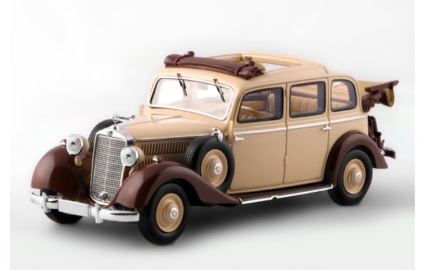 Bild 1 - Mercedes-Benz 260D Pullmann Landaulet