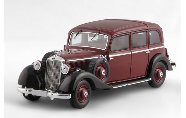 Bild 1 - Mercedes-Benz 260D Pullmann Landaulet