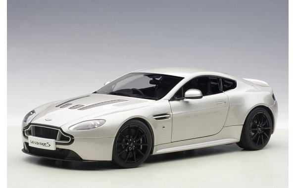 Bild 1 - Aston Martin V12 Vantage S 2015