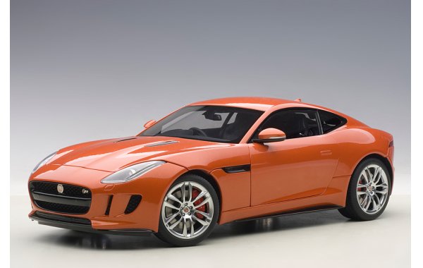 Bild 1 - Jaguar F-Type R Coupe 2015