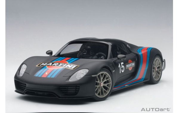 Bild 1 - Porsche 918 Spyder Weissach Package 2013