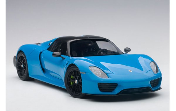 Bild 1 - Porsche 918 Spyder Weissach Package 2013