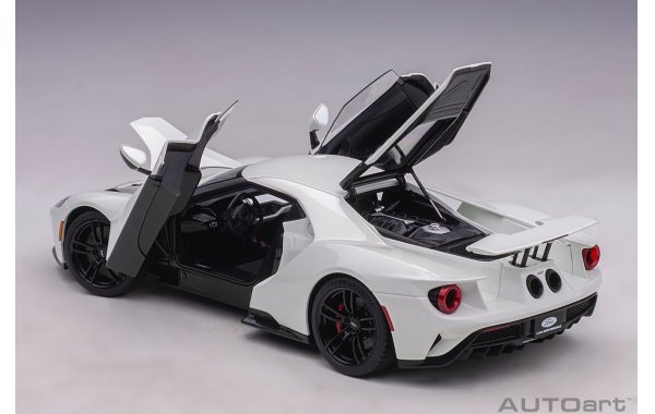 Bild 1 - Ford GT 2017 Frozen White