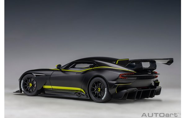 Bild 1 - Aston Martin Vulcan 2015