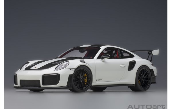 Bild 1 - Porsche 911 GT2 RS Weissach Package 2017