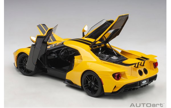 Bild 1 - Ford GT 2017 tripple yellow