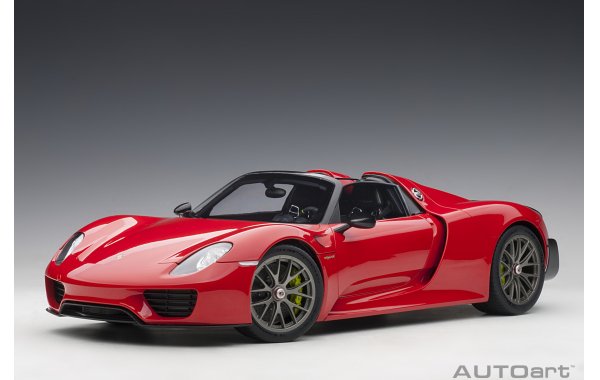 Bild 1 - Porsche 918 Spyder Weissach Package 2013