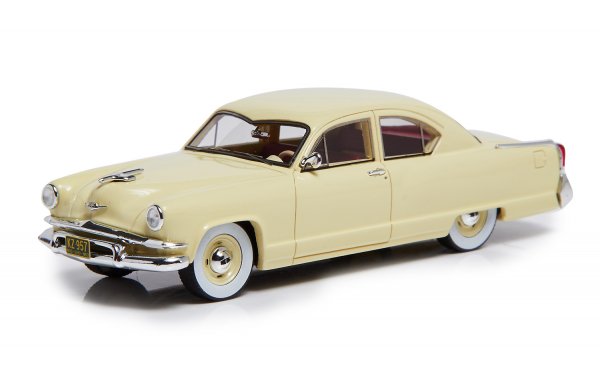 Bild 1 - Kaiser-Frazer Carolina Sedan 1953