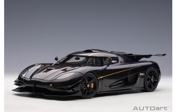 Bild 1 - Koenigsegg One 1 clear carbon