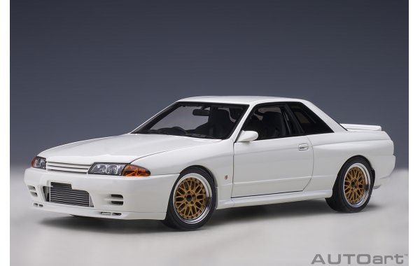 Bild 1 - Nissan Skyline GT-R R32 Wangan Midnight Reina 30th anniversary