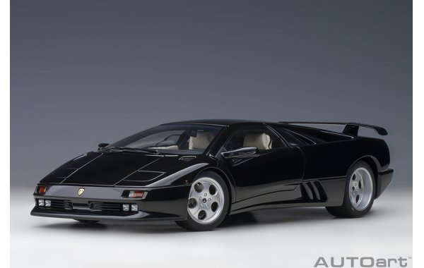 Bild 1 - Lamborghini Diablo SE30 deep black metallic